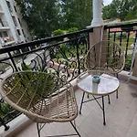 Marino Mar Boutique Apartments, Sauna & Wifi Inclusive מלון דירות