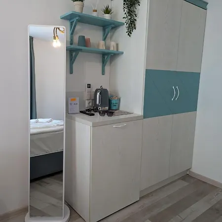 Marino Mar Deluxe Studios, & Indoorpool Inclusive 3* סאני ביץ'