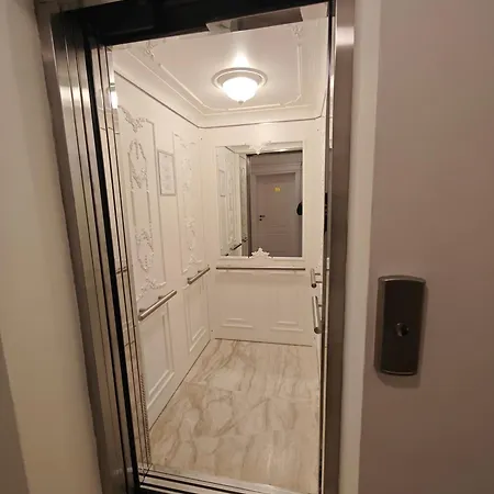Marino Mar Boutique Apartments, Sauna & Wifi Inclusive Апарт-отель Солнечный берег