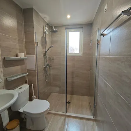 Marino Mar Deluxe Studios, & Indoorpool Inclusive Hotel de apartamente