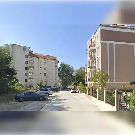 Marino Mar Deluxe Studios, & Indoorpool Inclusive Hotel de apartamente 3*