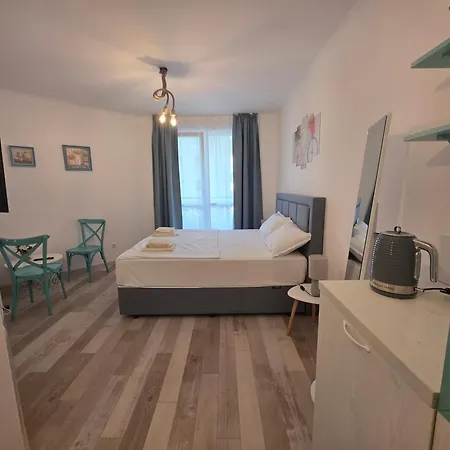 Marino Mar Deluxe Studios, & Indoorpool Inclusive מלון דירות