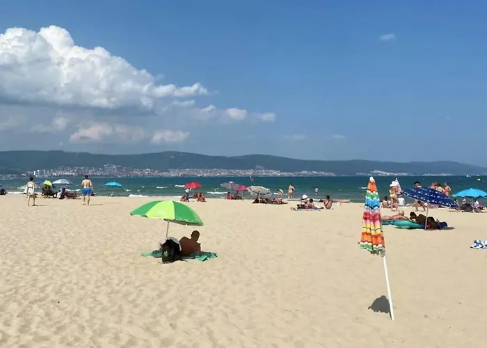 アパートホテル Marino Mar Boutique Apartments, Sauna & Inclusive サニービーチ