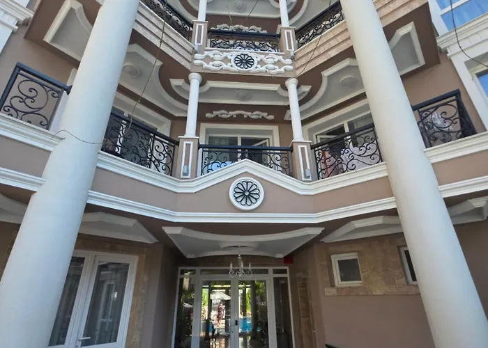 アパートホテル Marino Mar Boutique Apartments, Sauna & Inclusive サニービーチ