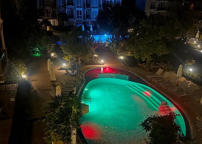 Marino Mar Boutique Apartments, Sauna & Inclusive アパートホテル サニービーチ