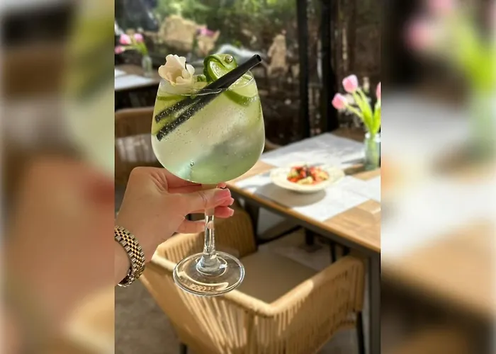 Marino Mar Boutique Apartments, Sauna & Inclusive サニービーチ